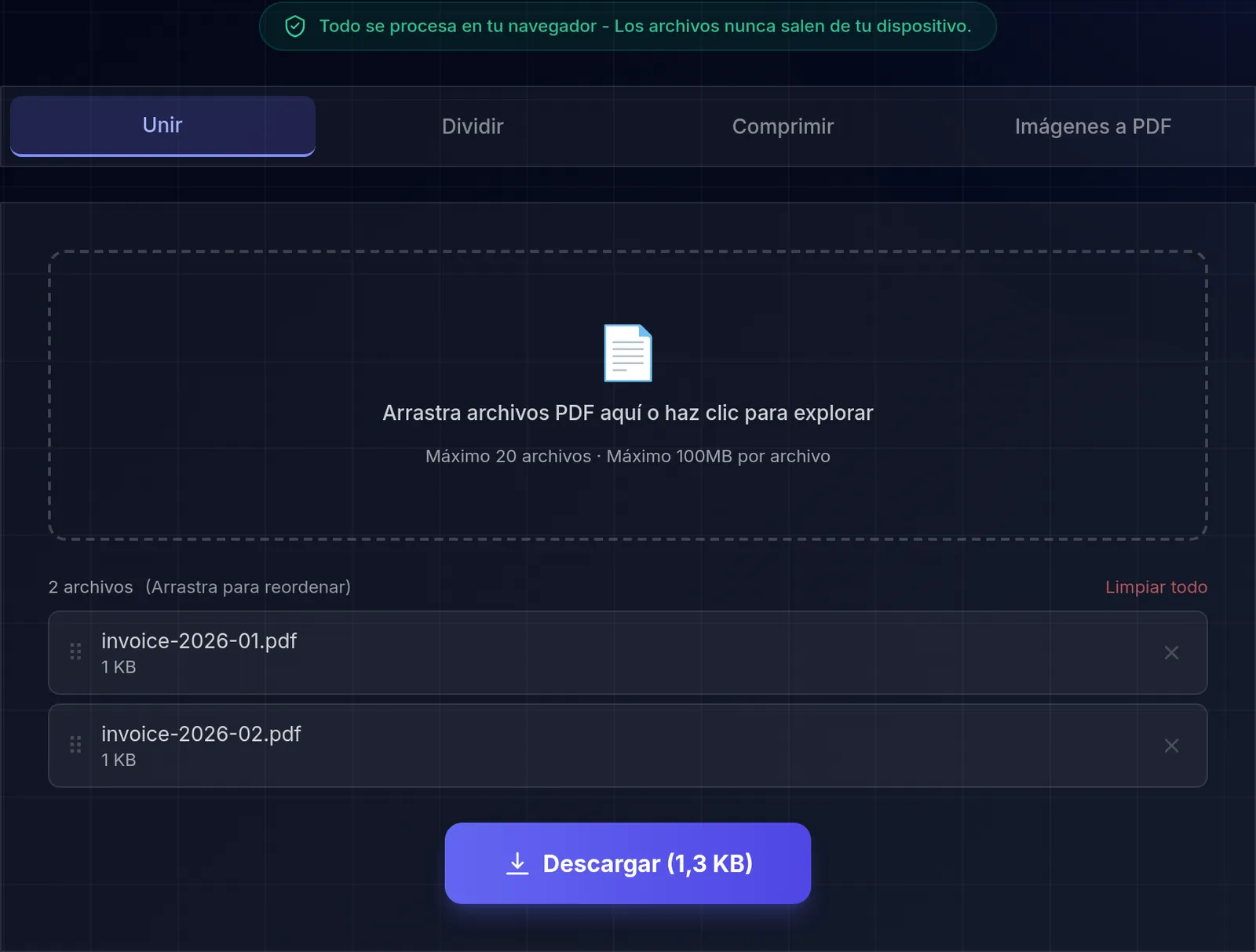 La herramienta PDF en la pestaña Unir, con dos facturas de ejemplo de 1 KB cada una en cola y un botón de descarga que ofrece el resultado combinado de 1,3 KB.